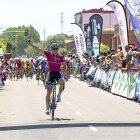 Pablo Velázquez, en el momento de ganar la tercera y última etapa de la Vuelta a Valladolid júnior-MIGUEL ÁNGEL SANTOS