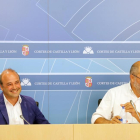 El portavoz adjunto de Ciudadanos en las Cortes de Castilla y León, David Castaño, junto al diputado nacional Francisco Igea (D), ofrecen una rueda de prensa sobre las Unidades de Gestión Clínica.-ICAL