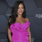 La cantante Rihanna posa antes de un evento de su marca de cosméticos, Fenty Beauty.-EVAN AGOSTINI (AP)