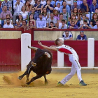 Pablo Martín, ‘Guindi’, ganador del concurso, en uno de sus cortes.-JOSÉ SALVADOR