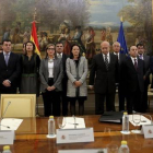 Jose Ignacio Wert, ministro de Educacion, durante el minuto de silencio, antes de la reunion sectorial con consejeros de todas las comunidades autonomas, con motivo de los hechos ocurridos ayer en el instituto.-JOSÉ ,LUIS ROCA