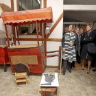 Tejerina y Salgueiro visitan el Centro de Interpretación, ayer.-E.M.