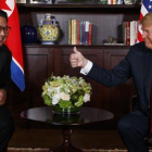 El presidente de EEUU Donald Trump y Kim Jong-un, líder de Corea del Norte en la cumbre de Singapur.-AP