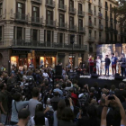 Un momento del homenaje a los trabajadores de la Rambla por su colaboración tras el atentado, este miércoles.-EL PERIÓDICO