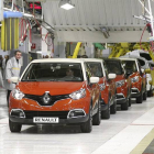 Cadena de montaje del Captur en la planta de Renault de Valladolid.-Ical