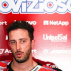 El italiano Andrea Dovizioso (Ducati), en un descanso de los entrenamientos de pretemporada en Malasia.-ALEJANDRO CERESUELA