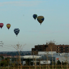 Los globos del XVOpen Valladolid de Aerostación ‘Memorial Diego Criado’ dan colorido al cielo.-MONTSE ÁLVAREZ