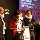 Jaime Fernández, de la Asociación de Hosteleros, la concejala Ana Redondo y Francisco Fernández, de la Asociación de Hoteles, en Fitur.-Ical