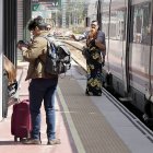 Tren de Media Distancia en la estación de Valladolid. PHOTOGENIC