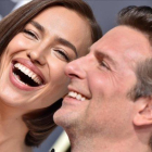 Irina Shayk y Bradley Cooper, muy compenetrados, hace tres años.-AXELLE BAUER / GRIFFIN FILM MAGIC