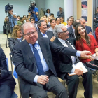 Juan Vicente Herrera y Pedro Puente, durante la presentación de la campaña ‘Partir de cero’.-ICAL