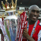 Sol Campbell.-