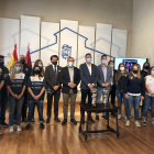 Integrantes del VRAC y El Salvador junto al diputado de Deportes, y el alcalde de Tordesillas. / D.M.