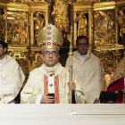 Jorge Polo (I), de 50 años, y Mario Martín (D), de 27, recibirán el sacramento del Orden el domingo en la Catedral de Valladolid. -ARCHIDIÓCESIS DE VALLADOLID