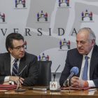 El presidente ejecutivo de Campofrío, Pedro Ballvé, y el rector de la Universidad de Burgos (UBU), Alfonso Murillo, firman un convenio marco de colaboración-Ical