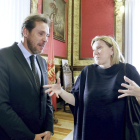 Óscar Puente e Isabel Blanco tras una reunión en el Ayuntamiento el pasado mes de septiembre.-ICAL