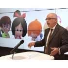 El presidente del Cabildo de Gran Canaria, Antonio Morales (c), durante la presentación de esta mañana del lanzamiento internacional de la serie de animación "Cleo Cuquín", heredera de los dibujos de la "Familia Telerín"-EFE