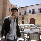 El candidato al congreso por Barcelona, de Ciudadanos, Toni Roldán, mantiene un encuentro con periodistas en la ciudad-ICAL
