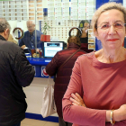 Pilar Aina Rodríguez, una de las loteras más veteranas de Valladolid, en su administración.  -PHOTOGENIC