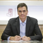 El secretario general del PSOE, Pedro Sánchez, en la reunión de la ejecutiva de este lunes.-EFE / EMILIO NARANJO