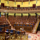 Imagen del hemiciclo semivacío del Congreso de los Diputados, en un pleno del pasado mes de mayo.-DAVID CASTRO