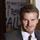 David Beckham, a su llegada a una gala en Londres.-Foto: REUTERS / TOBY MELVILLE