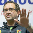 Miguel Ángel Peñas, ayer, durante la rueda de prensa en Huerta del Rey.-PABLO REQUEJO
