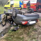 Estadon del vehículo tras el accidente.-@BOMBEROSDIPVLL
