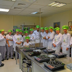 Estudiantes participantes en el curso de cocina impartido en recien creada Escuela Integral de Empleo.-E. M.
