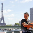 El tenista español posa con su trofeo para celebrar su décima victoria en el Roland Garros-EFE