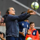 Marcelo Bielsa, en el banquillo del Lille.-PHILIPPE HUGUEN