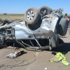 Dos heridos, uno de ellos grave, en un accidente de tráfico de un todoterrerno en la CL-613 término de Cisneros.-ICAL