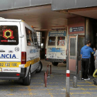Imagen de archivo de una ambulancia de la ciudad vallisoletana-EL MUNDO