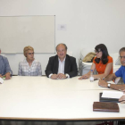 El PSOE y Ganemos mantienen un encuentro para abordar cuestiones relacionadas con la gobernabilidad del Consistorio-Ical