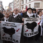 Participantes en la manifestación silenciosa celebrada en 2014 en Bilbao convocada por el PNV.-LUIS TEJIDO