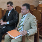 El expresidente del Govern balear Jaume Matas y el exdirector general de Deportes José Luis Ballester durante el juicio.-CATI CLADERA (EFE)