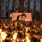 Homenaje en Bratislava al periodista Jan Kuciak y su prometida, Martina Kusnirova, tras ser asesinados.-MATEJ KALINA (EFE)