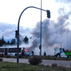 Arde un autobús en Pinar de Jalón, Valladolid. -E. M.