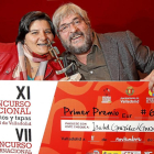 La chef Isabel González y el dueño del restaurante Don Bacalao, ganadores de esta edición.-J.M. Lostau