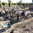 Excavaciones en el yacimiento de Pintia en Padilla de Duero.-E. M.