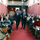 Juan Ignacio Diego y Jesús Julio Carnero ayer, en la inauguración de la jornada informativa de la CHD.-EL MUNDO