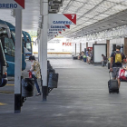 Zona de dársenas de la estación de autobuses de Valladolid.-Pablo Requejo