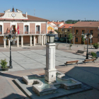 Plaza mayor de Viana de Cega