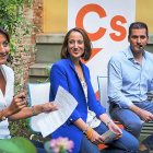 Patricia Sanz, PIlar Vicente y Antonio Zúñiga, durante el acto de Ciudadanos.-MIGUEL ÁNGEL SANTOS / PHOTOGENIC