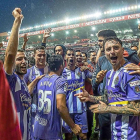 Jugadores blanquivioleta festejan el pase a la final de la promoción, tras ganar el Gijón.-PHOTO-DEPORTE