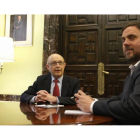 El ministro de Hacienda, Cristóbal Montoro, y el conseller de Economia, Oriol Junqueras, en el Ministerio en marzo del 2016.-AGUSTÍN CATALÁN