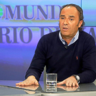 Juan Ramón Alonso durante ‘La Quinta Esquina’, programa emitido en La 8 de Valladolid.-J.M.LOSTAU