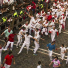 Imagen del primer encierro de los Sanfermines del 2015, con toros de Jandilla.-Foto:   Imagen del primer encierro de los Sanfermines del 2015, con toros de Jandilla.