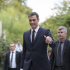 Pedro Sánchez, el pasado lunes en Barcelona durante el funeral por Montserrat Caballé.-ALBERT BERTRAN