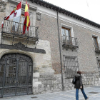 Fachada del Palacio de Pimentel, sede de la Diputación.-EL MUNDO